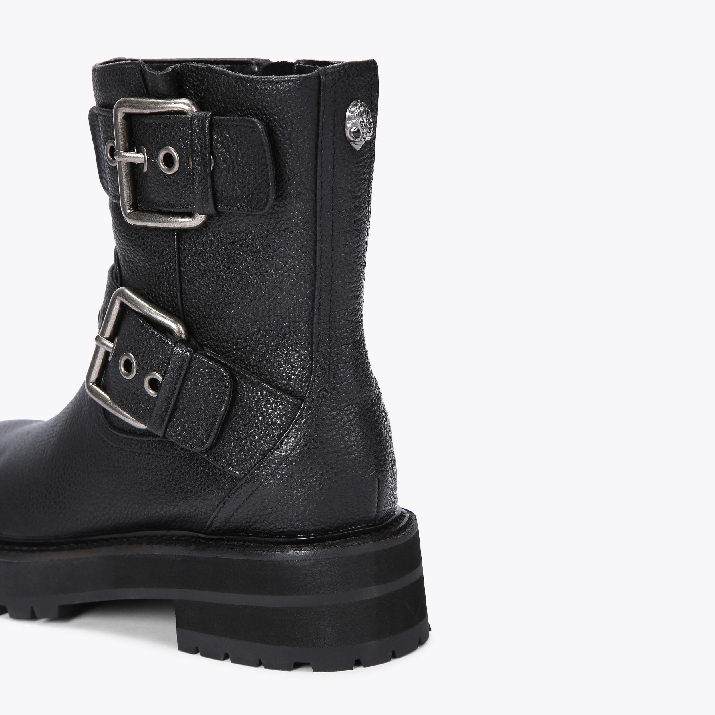 Biker boots with outlet studs