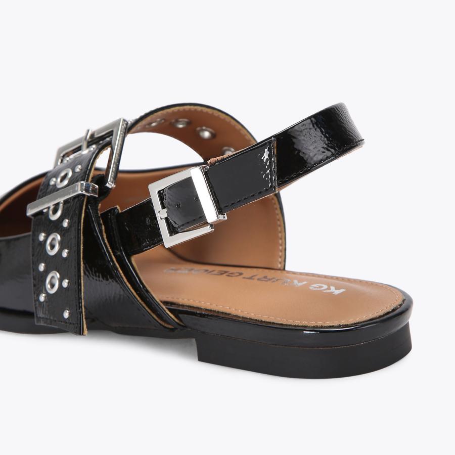ペタKSGN NOVA Black Patent Buckle Flat by KG KURT GEIGER