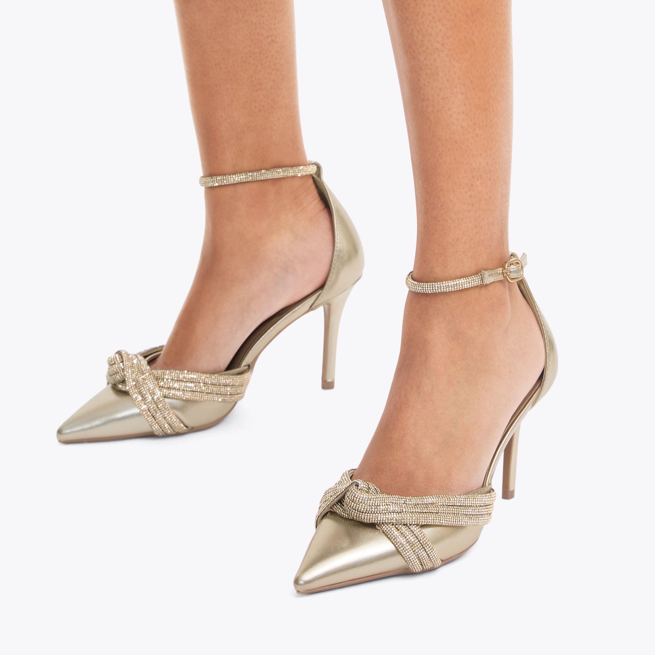 Camelia 90 white lace pumps
