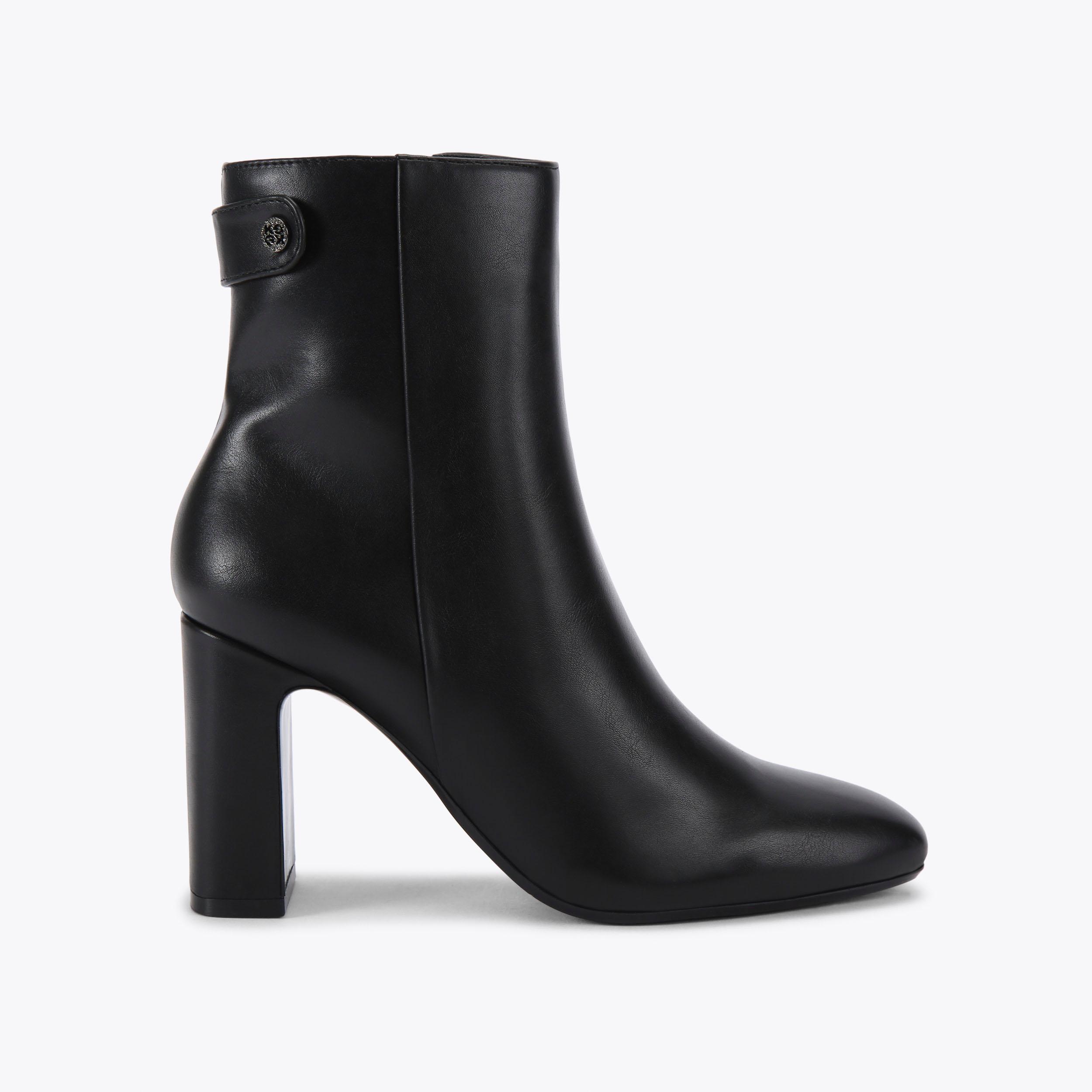 ヴァーティゴ/マーキュリー・イヤーズ Shoeaholics | Shop Over 100 Great Footwear & Accessory Brands
