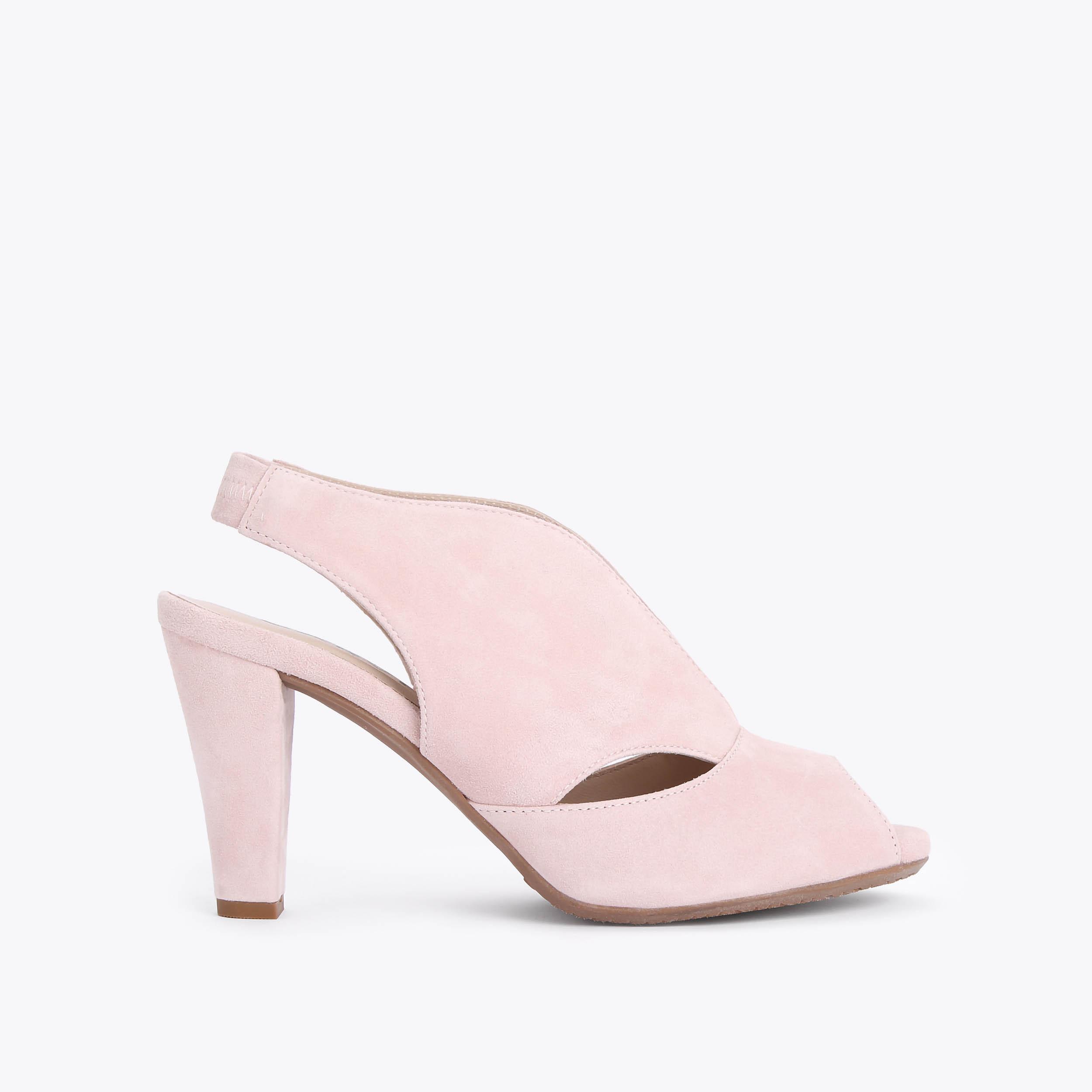 Carvella nude store shoes