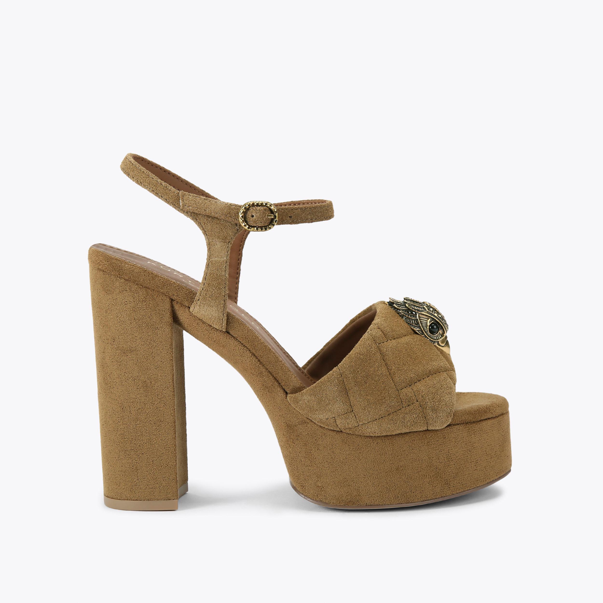 Kimberly ゴールド L Kimberly Logo and Leather Wedge Sandal | Michael Kors [US]