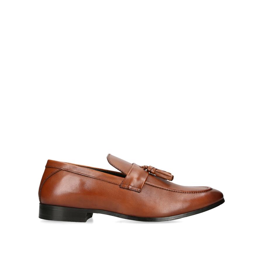 CHARLIE TASSLE Tan Flat Shoe by KG KURT GEIGER