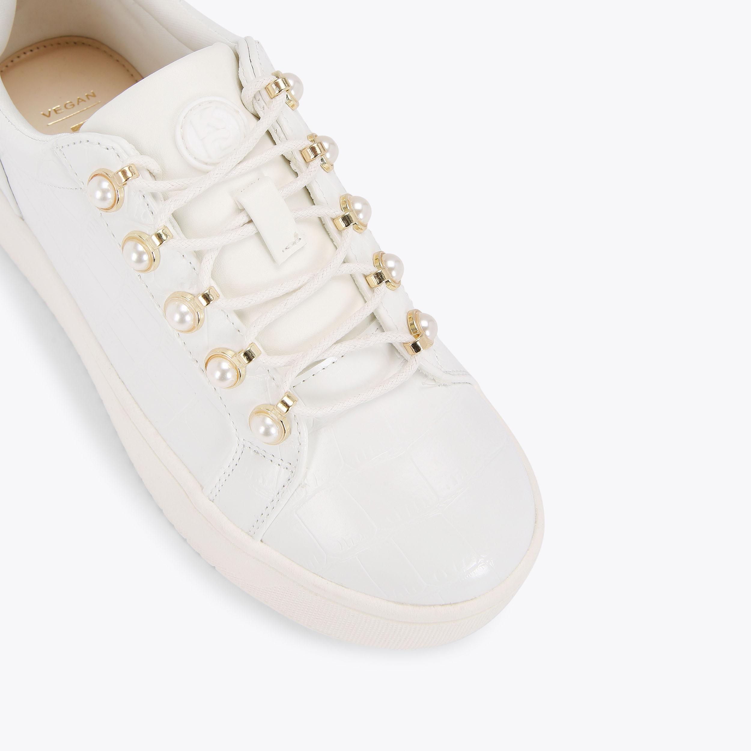 SOUTHBANK TAG Rainbow Southbank sneaker by KURT GEIGER LONDON