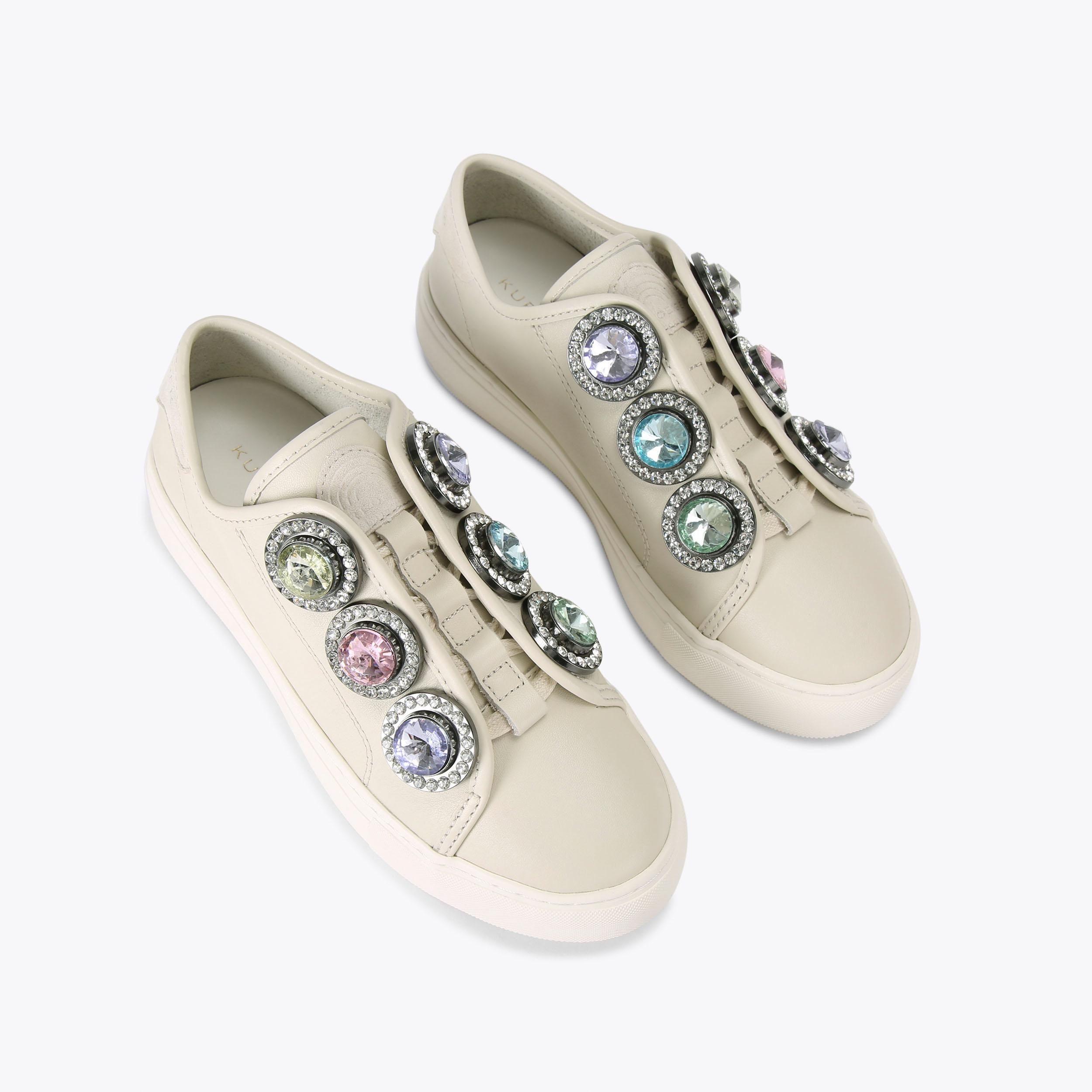 laney-octavia-bone-leather-